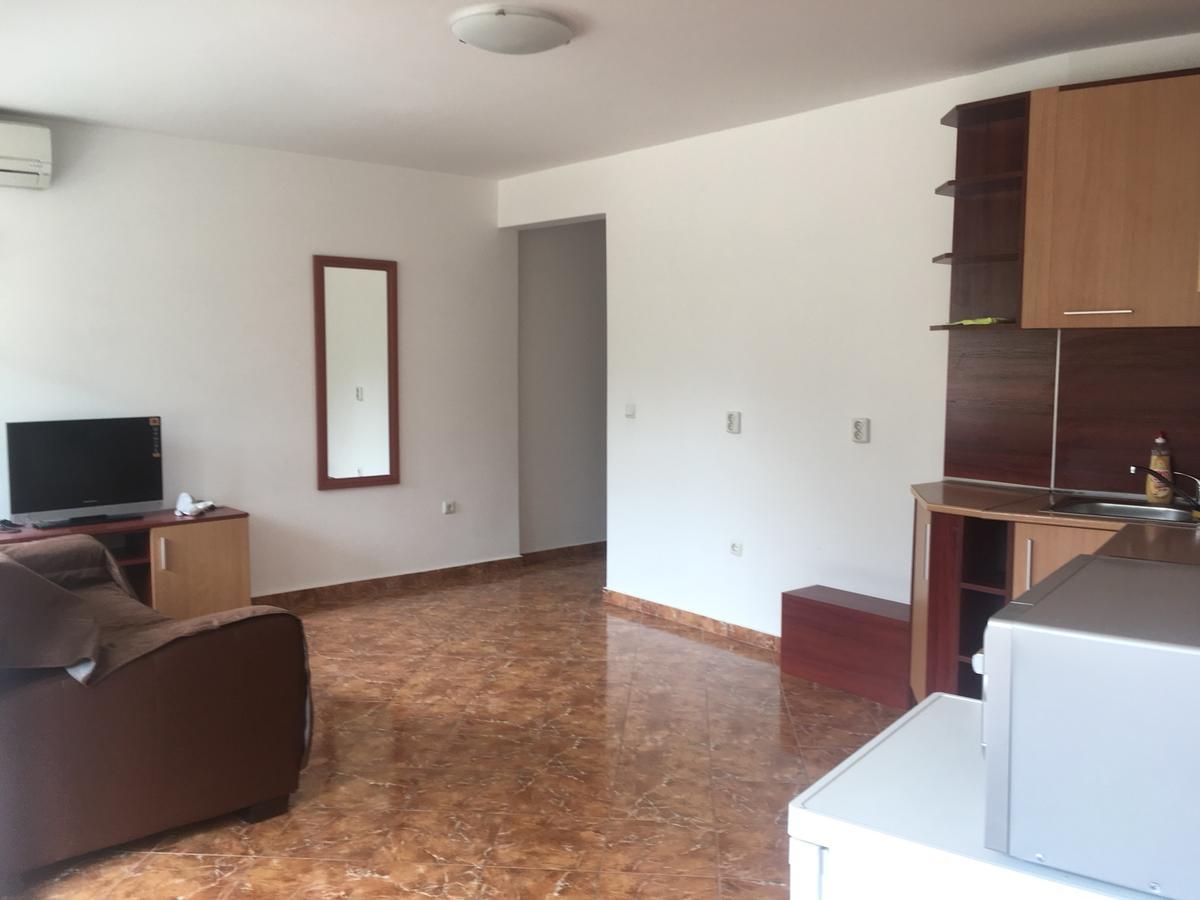 Apartment On Shipka 5 كرانيفو المظهر الخارجي الصورة